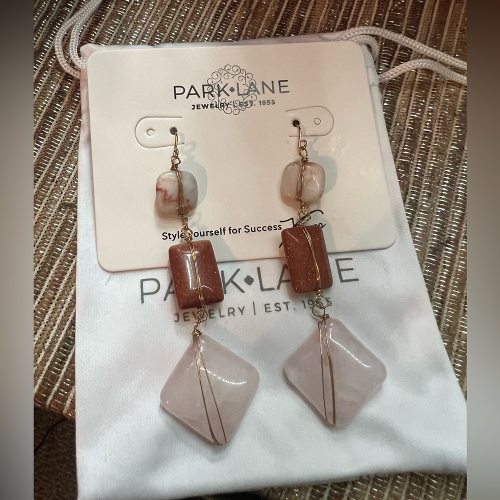☘️Park Lane Earrings